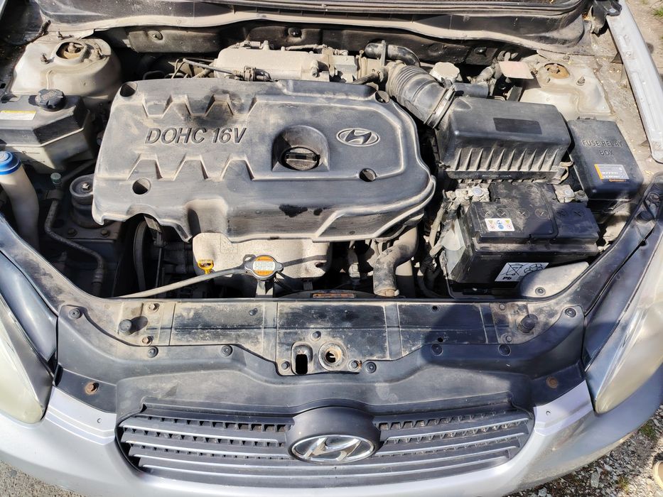 Vând Hyundai Accent