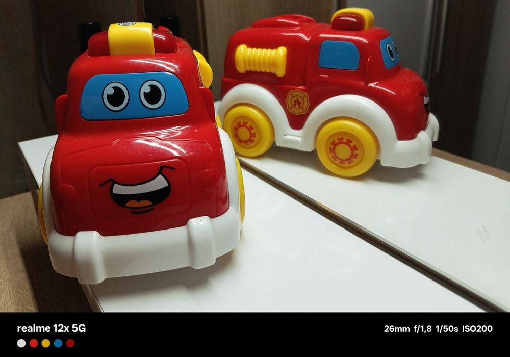 Playgro Активна играчка със светлини и звук КАМИОН JERRY'S CLASS