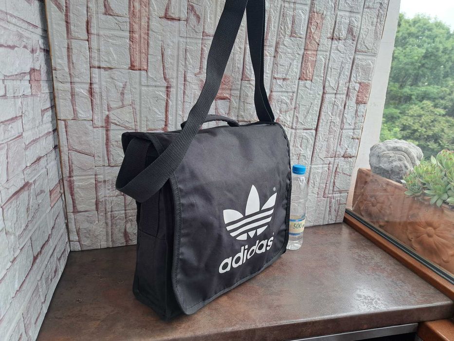 черна чанта Adidas,чанта за лаптоп,адидас