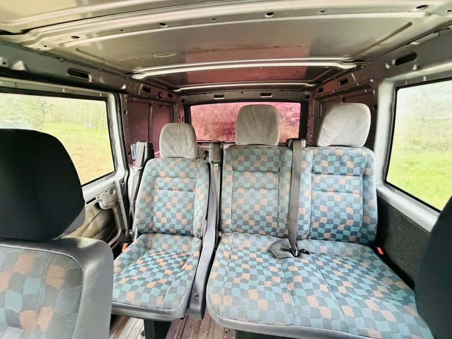 Vand Mercedes vito 2.2 2003 5+1 necesita itp si asigurare