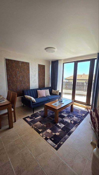 Продава се Тристаен апартамент в с. Кошарица, Област Бургас - 110 кв.м за 445 €/кв.м - Снимка #1