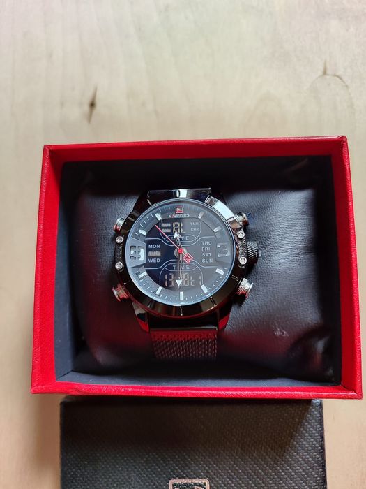 Наручные часы Спортивные  BUYWATCH