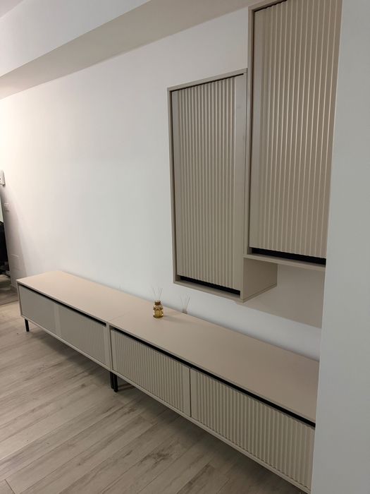 Vand apartament pe str Trotus bloc nou.