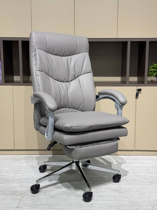 Raxbarlar uchun kreslo madel Mers 201 A. Кресло для руководителя