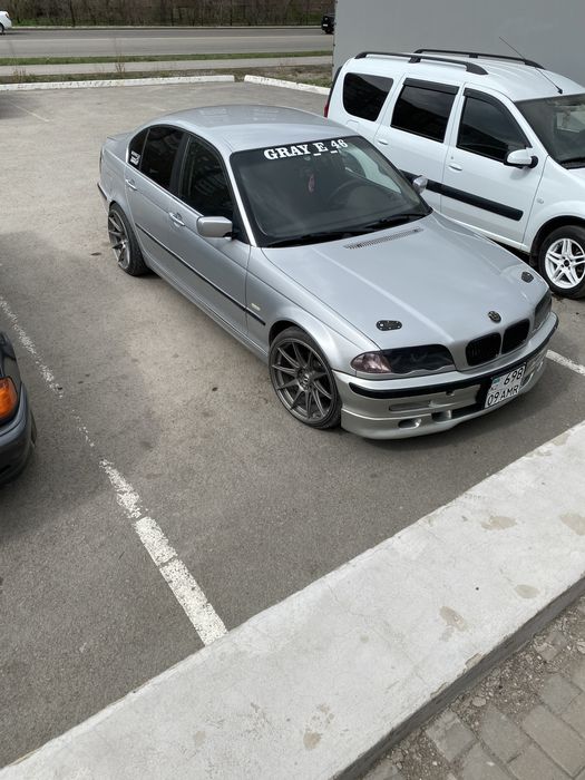 Продам диски с резиный 19