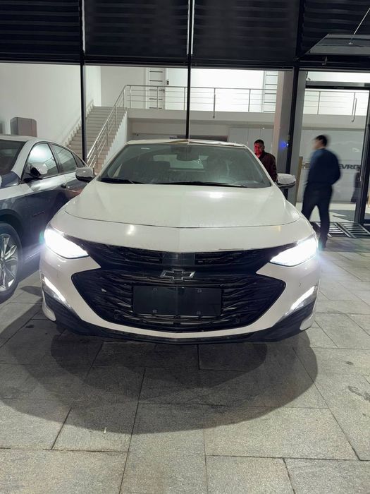 Chevrolet Malibu 2026 — 3