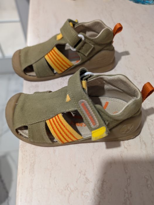 Biomecanics sandale 23