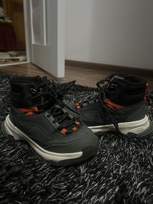 Ghete zara copiii marimea 30,