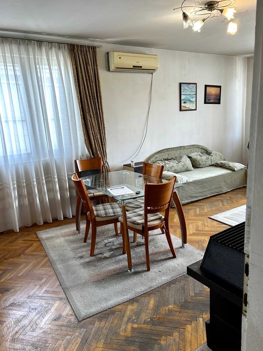 Апартамент под наем Apartment for rent