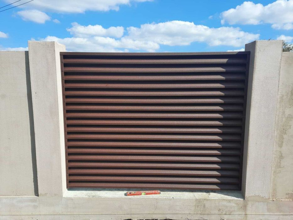 Garduri din panou stil jaluzele de diferite modele si dimensiuni