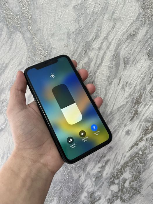 Продам Айфон 11/ Iphone 11