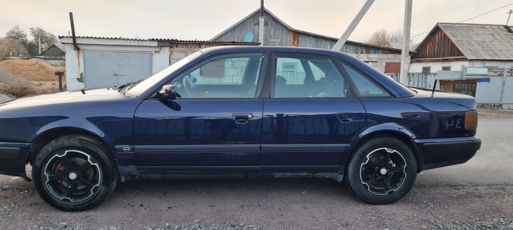 Продам ауди 100с4 2.6 объем машина свеже крашена!!!