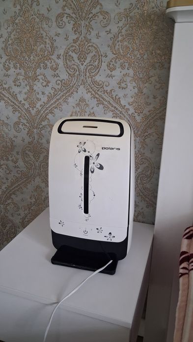 Продаю б/у воздухоочиститель.