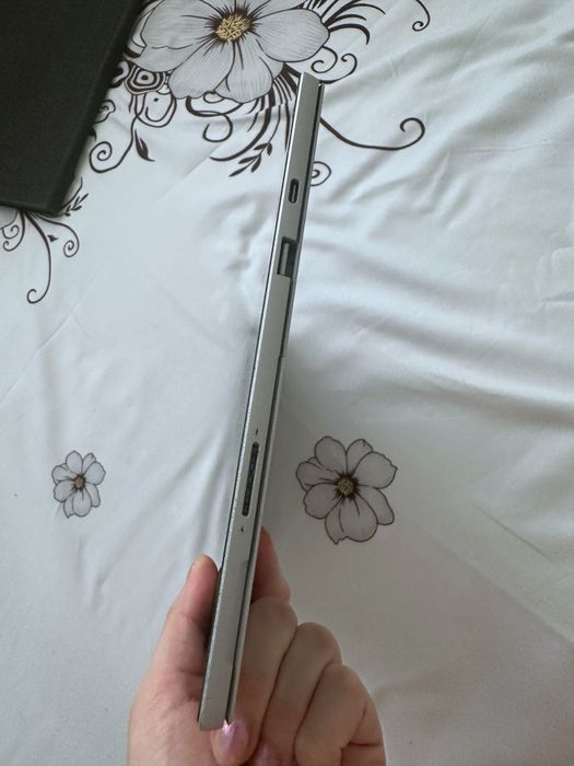Tableta Microsoft Surface Pro7