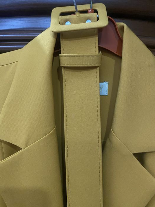 Жёлтое платье (сариқ кўйлак)