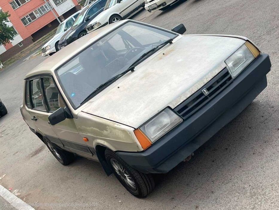 Продам автомобиль ваз 21099