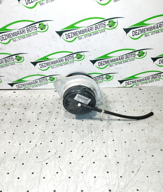 Suport motor 7L8.199.131.F Porsche Cayenne 958
