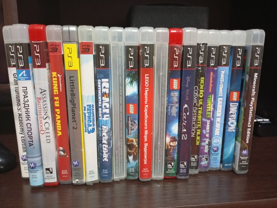 PS 3. Плестейшен 3 + мувы и диски