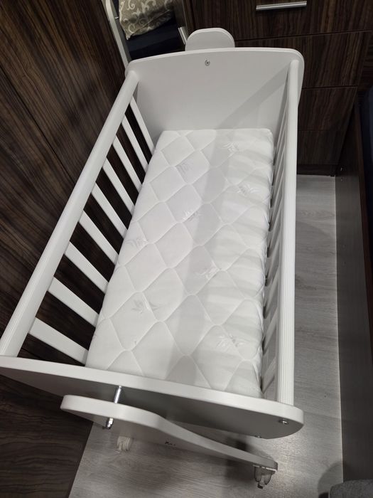 Бебешко легло-люлка Lorelli