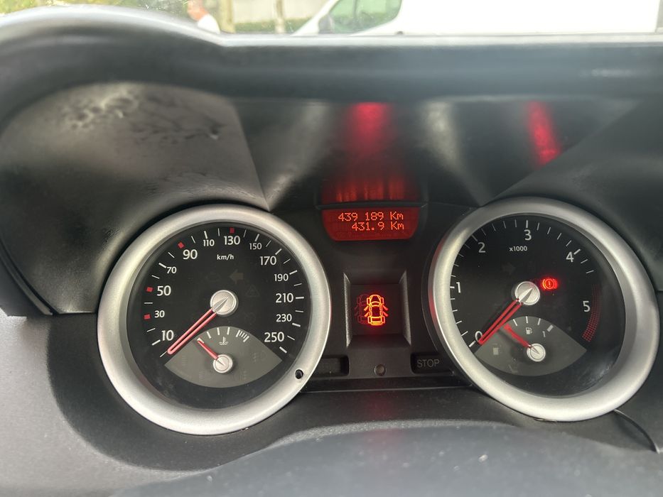 RENAULT Megane 2005 — imagine 4