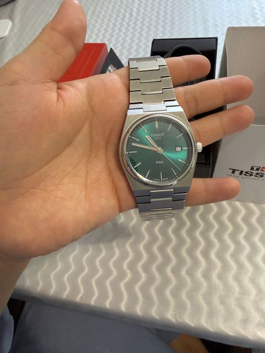 Продам часы Tissot PRX оригинал срочно