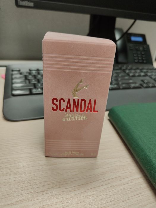 Продам парфюм, новый, оригинал сегодня купила