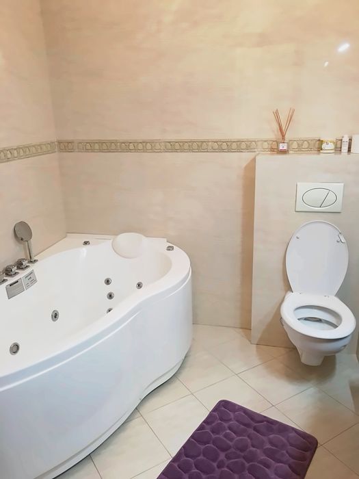Apartament 4 camere suprafata utila 93,43 mp si terasa de 97 mp plus parcare demisol 1 loc