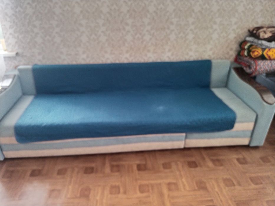 Продам диван б/у
