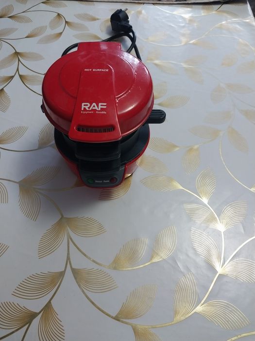 Бургерница красного цвета