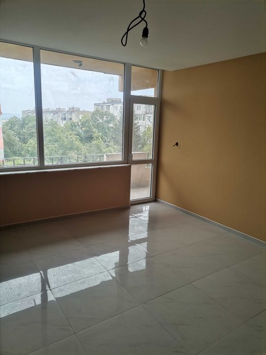 Продава се Тристаен апартамент в Горна Оряховица - 89 кв.м за 1034 €/кв.м - Снимка #7