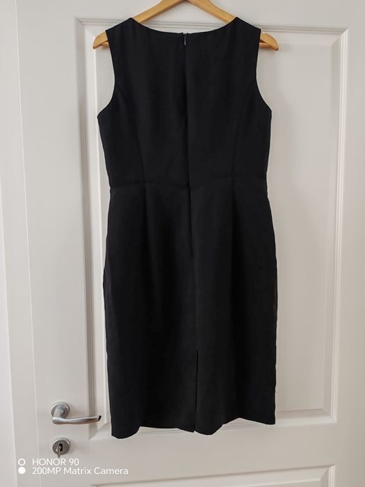 Rochie noua fără eticheta