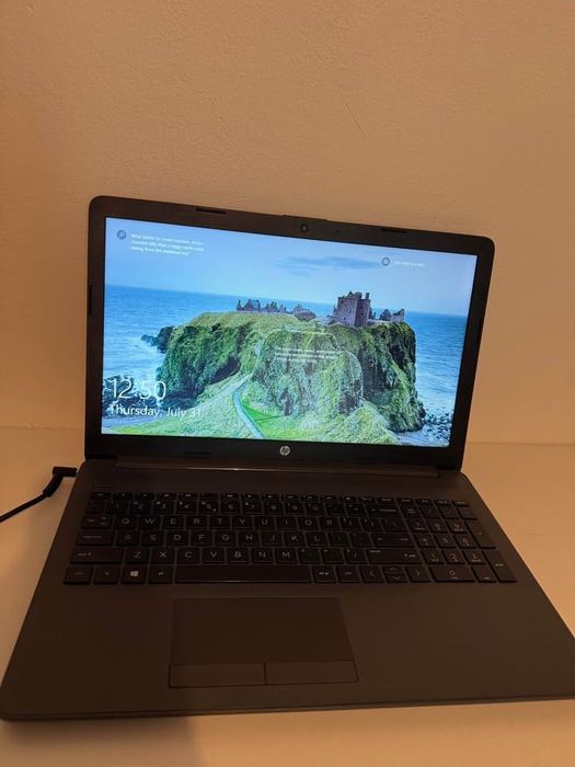 Laptop HP 250 G7