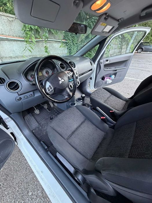 Mitsubishi Colt EURO 5 1.3 Benzină / AC / Proprietar
