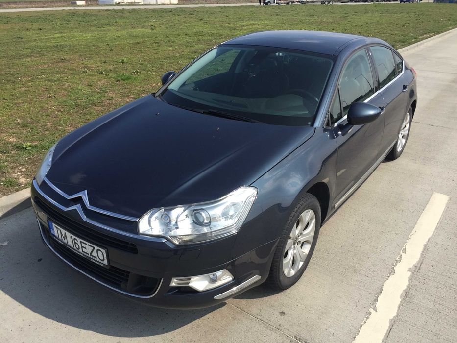Citroen C5 2.2 HDI 176 cp - model Exclusive