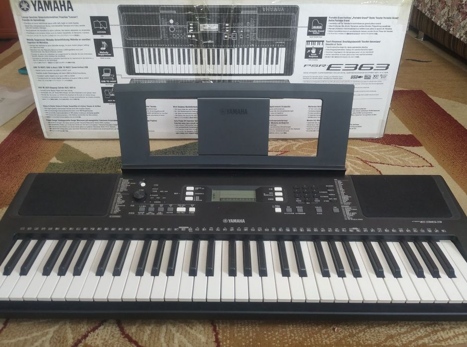 Синтезатор Yamaha psr e363