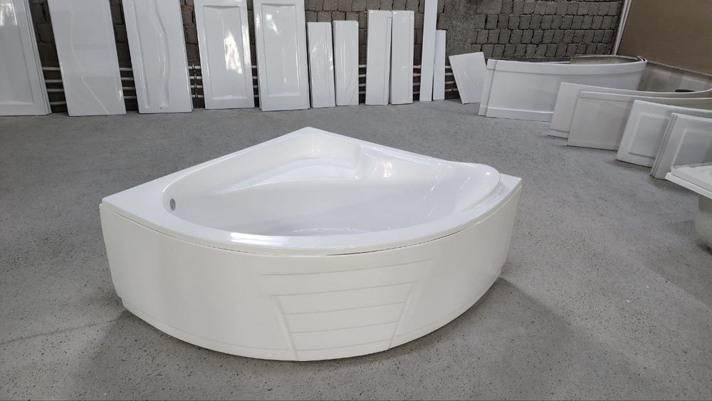 Ванная угловая 130х130