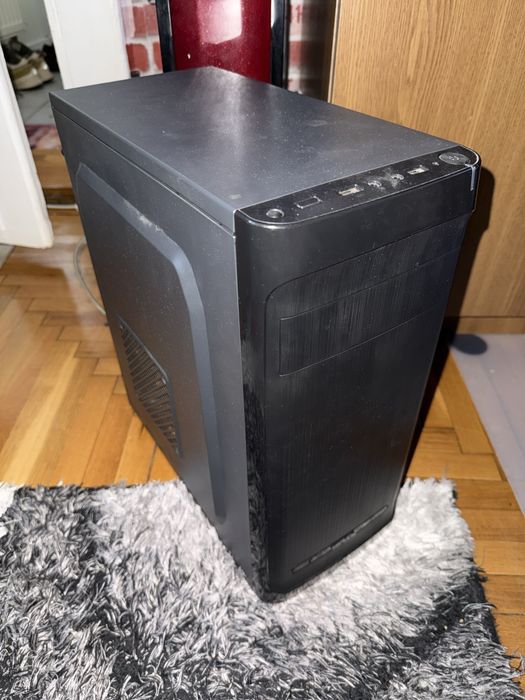 Pc intel i5 4670k, 16gb ram, Amd HD 6870 2gb, ssd 240gb, hdd 1tb