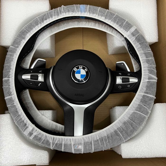 Нов М Волан BMW F30 F20 E90 E70 X5 Алкантара със Синя Лента и Пера