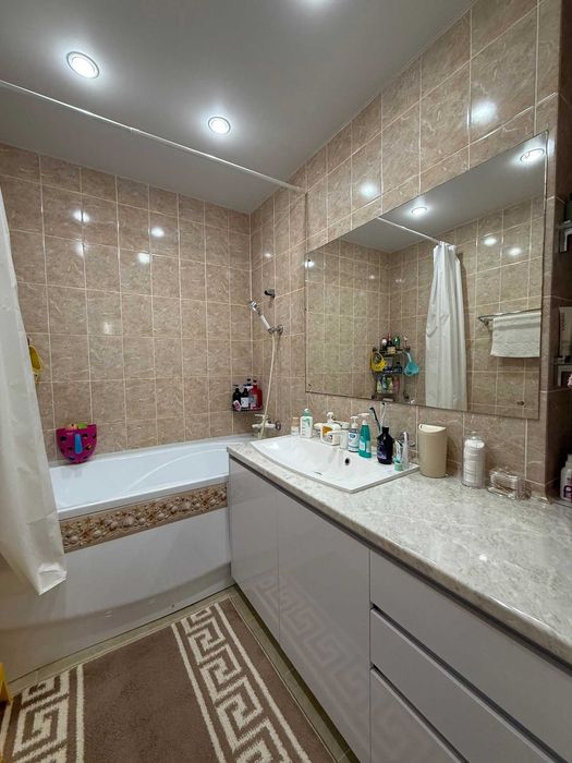 3 комнатная 108 м2 в Юбилейном