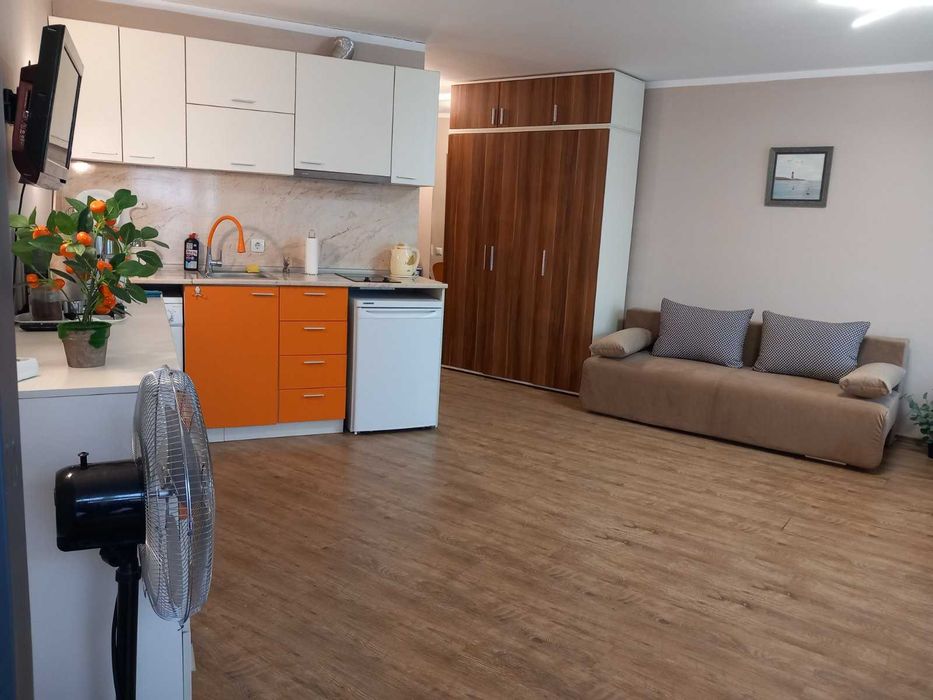 предлагам апартамент за нощувки в Слънчев бряг