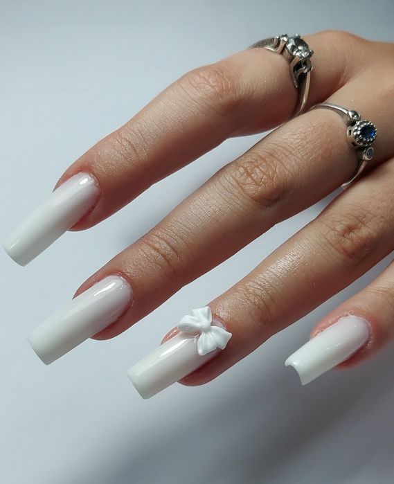 MANICHIURĂ GEL  si Oja semipermanenta