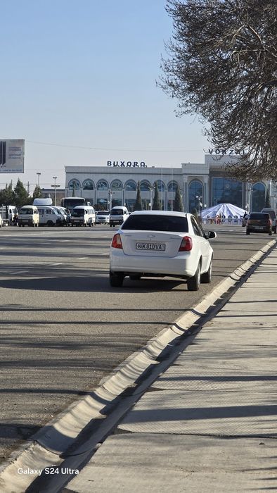 2020 yil 80000 km yurgan holati zo‘r kraskasi toza