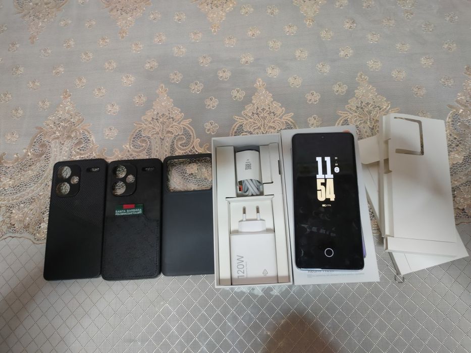 Redmi note 13 pro plus 8+8 256 в идеальное состояние