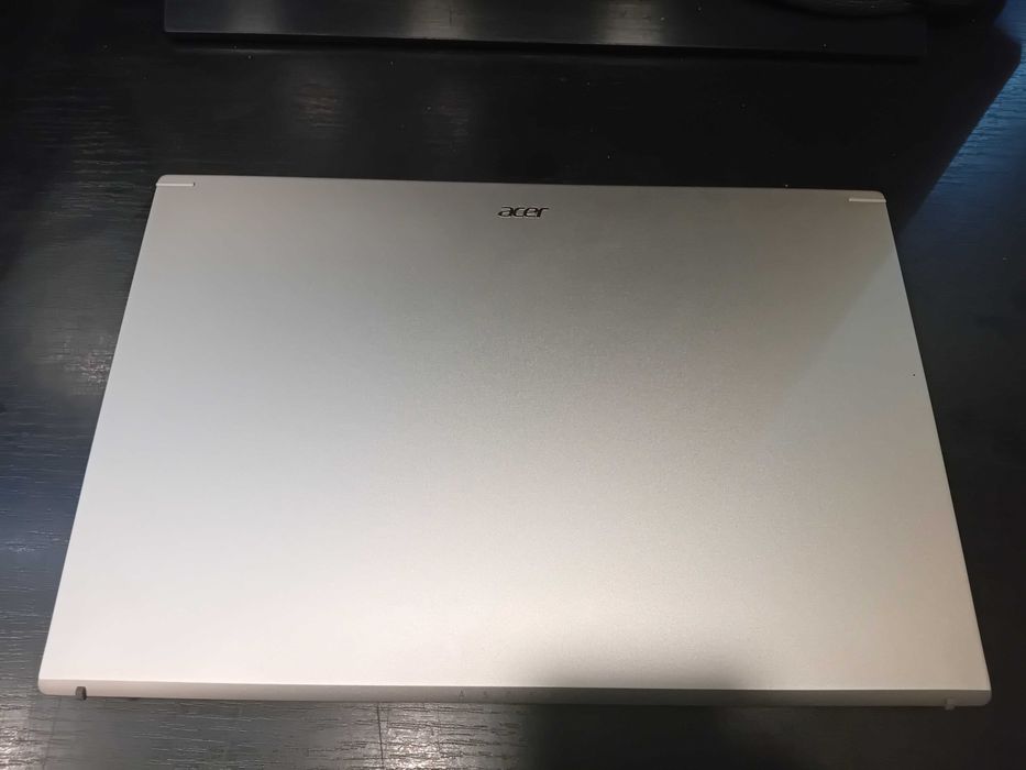 Hope Amanet P7/Laptop Acer Aspire 5