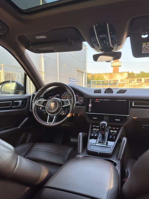 Porsche Cayenne 2020
