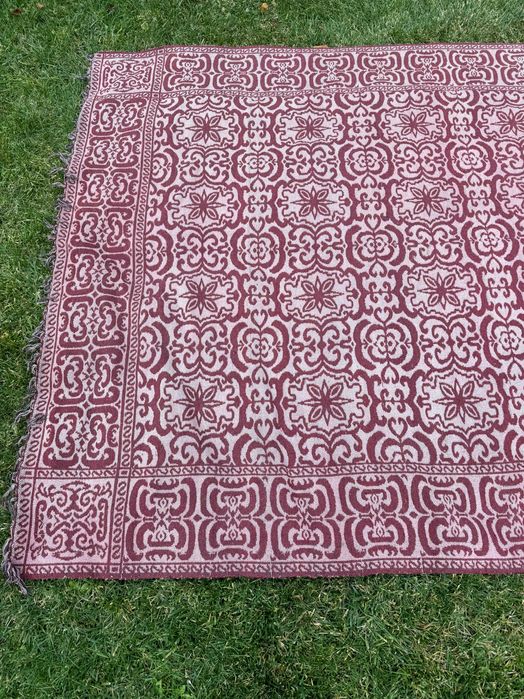 Жакардов килим 3,20х1,90 см червено и сиво