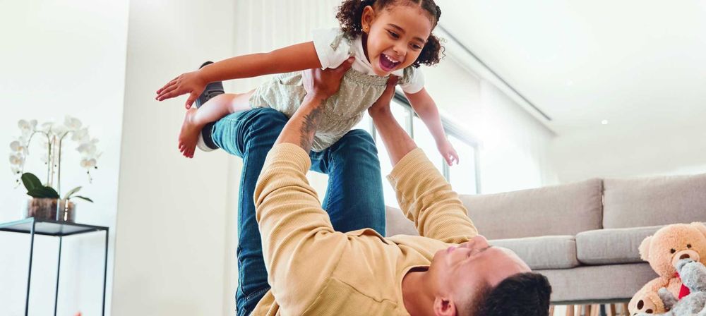 Кипельно белая, известковая моющаяся краска. Без запаха, без химии.