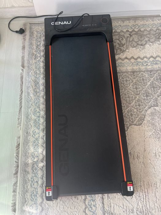 Genau Stride – без поручня- беговая дорожка  в отличном состоянии