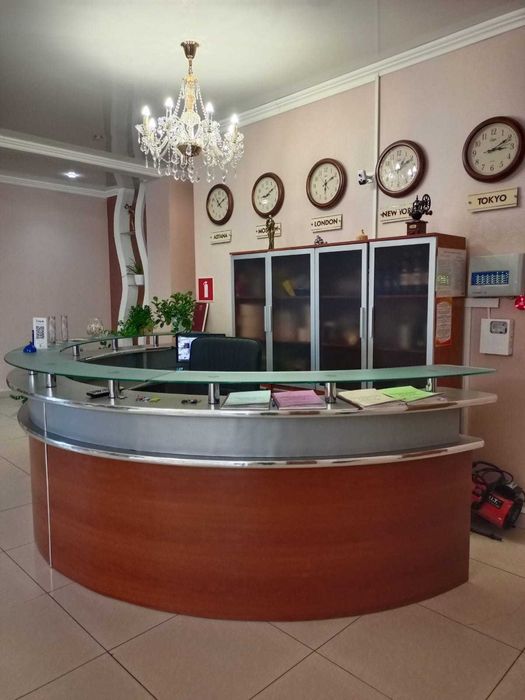 Продам ресепшен - стойка