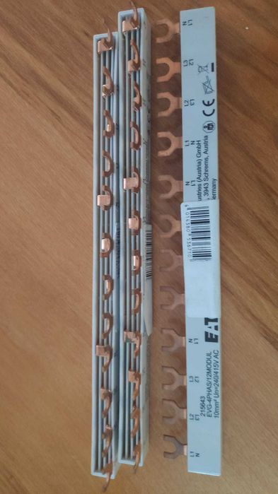 Busbar 4P 12M Eaton (Bara busbar tip furca , pieptene 4P 63A 12M)